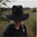 Example of image editing with conversational editor